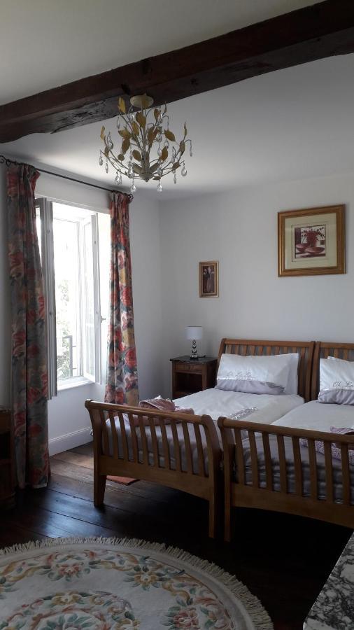La Maison Bourgeoise Bed & Breakfast Saint-Priest-des-Champs
